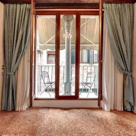 Ca' Giorgia With Balcony Lejlighed Venedig