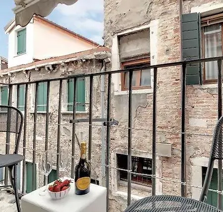 Ca' Giorgia With Balcony Lejlighed *